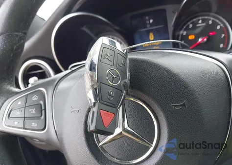 2018 Mercedes-Benz C 300 from USA, damaged, VIN 55SWF4JB8JU270191